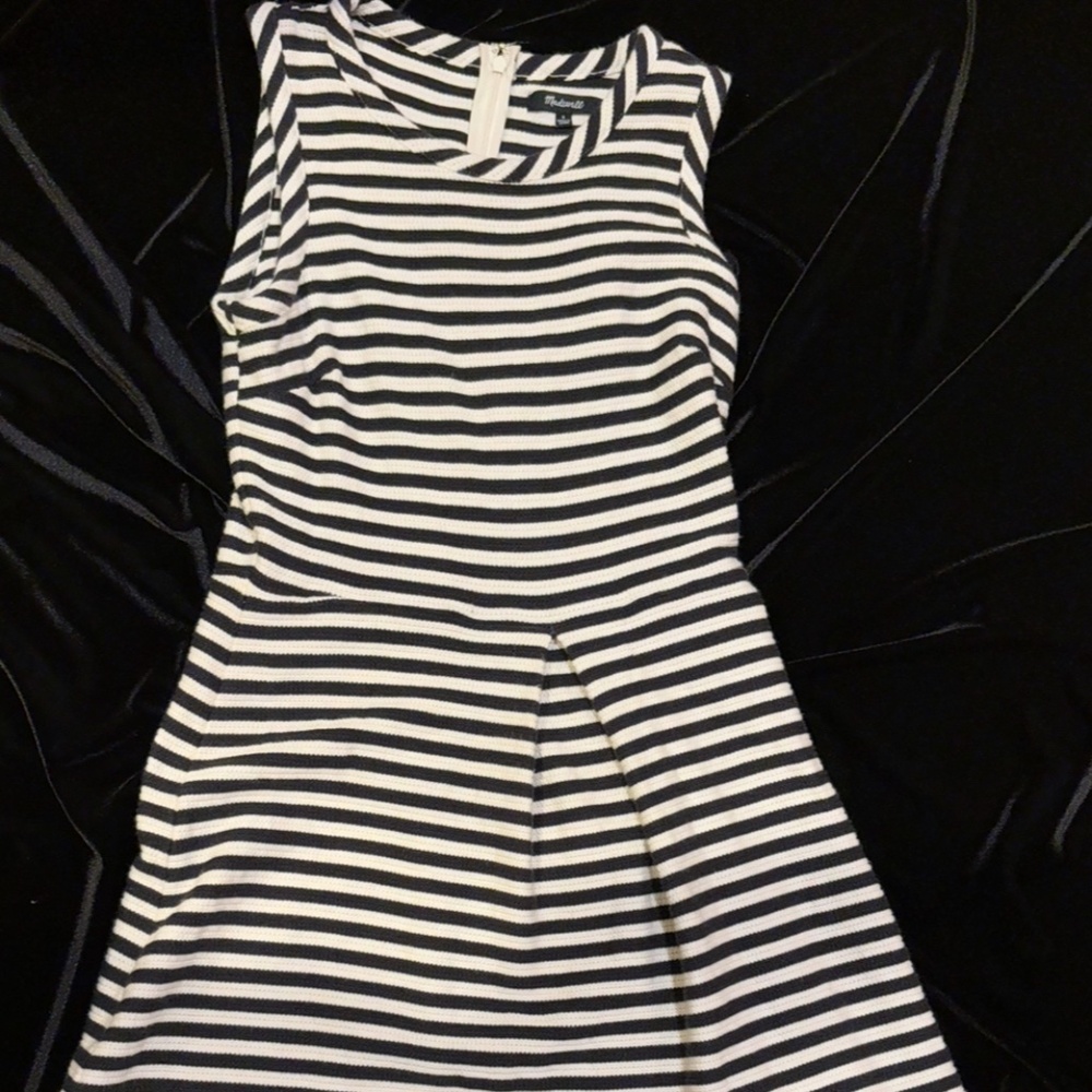 Madewell Womens Afternoon Dress size small, navy and white striped, sleeveless